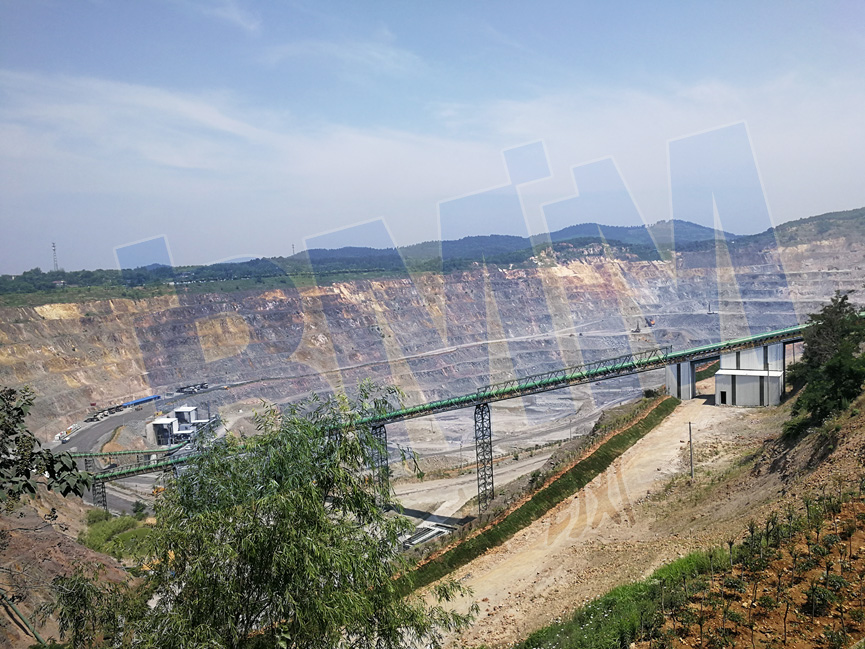 法钢公司和日本JFE钢铁公司在露天铁矿山现场技术交流2